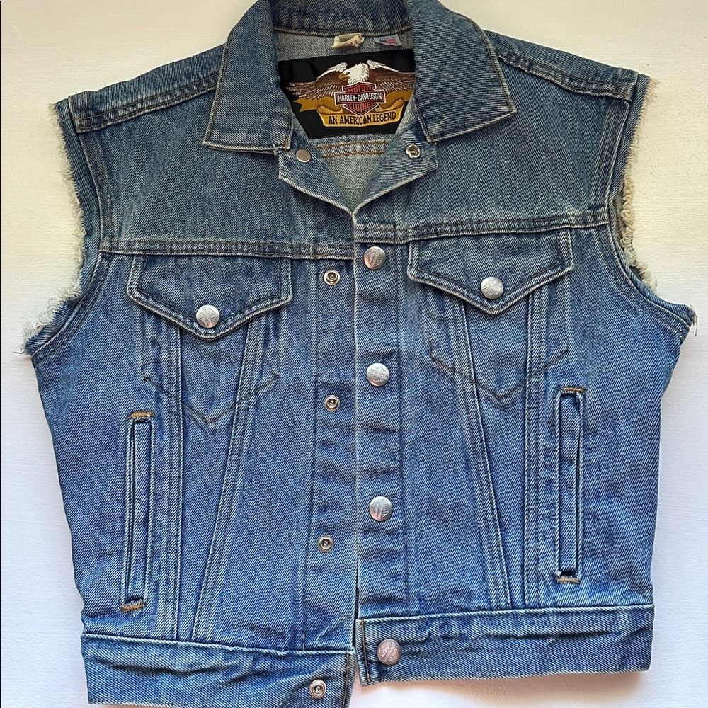 Harley Davidson denim vest. Original Harley gear. - Picture 2 of 4